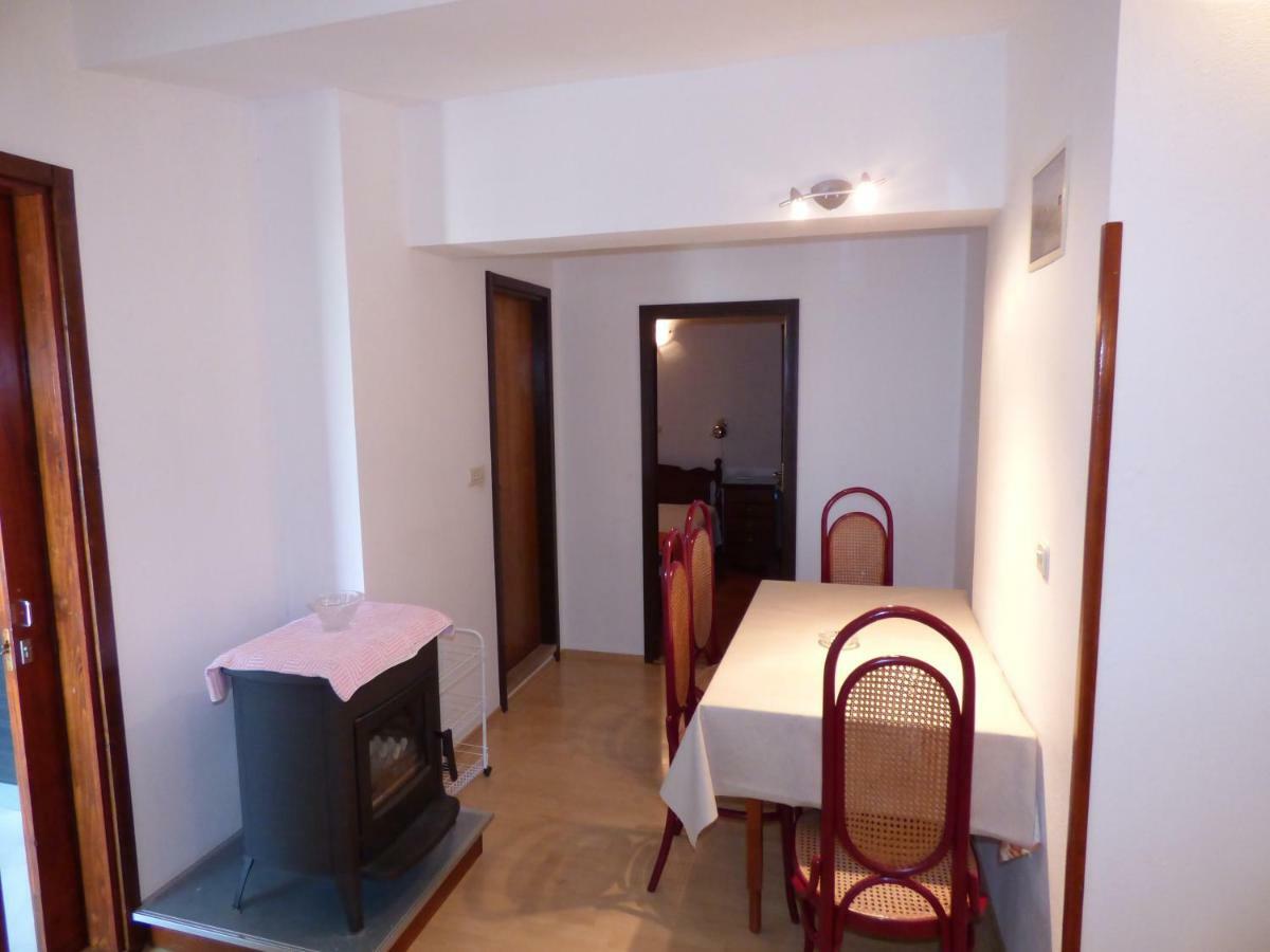 Apartmani Dalija Tučepi エクステリア 写真